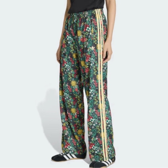 ADIDAS ORIGINALS X LIBERTY LONDON FIREBIRD TRACKPANTS Wm Sz S NWT - Picture 2 of 9